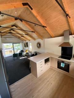 Peak View Apartment with carpark Walk to CBD - 4