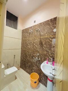Hotel Ramyug Palace - 2