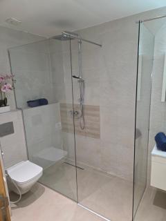 Luxurious Apartment - 7
