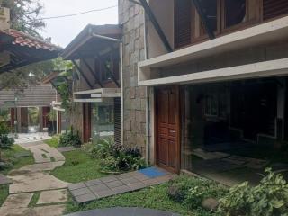 The Village Resort Bogor Powered by Archipelago - Bogor - 8