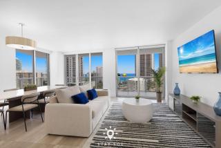 Sunny Comfort with Pool and Balcony Space - 6