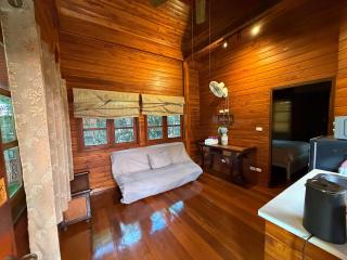 Golden Teak Resort Baan Sapparot - 6