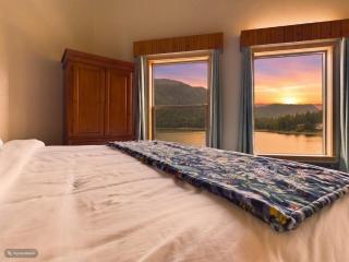 Stunning Oceanfront Home w Mountain Views! - 0