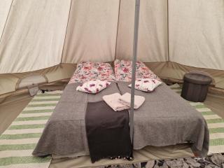 Sunset Glamping - luksustelttamajoitus PowerParkin lähellä - 0