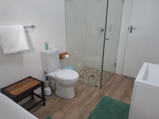 5 Ysterklip Close, Hermanus - 9