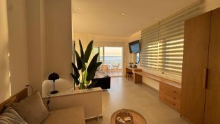 Zoe Seafront Studio - 8