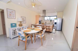 Ocho Rios - Coco Nest JA Modern 2BR Condo - 2