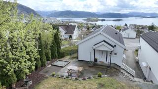 Bright Fjord View Apartment Jørpeland - 0