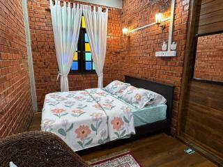 NASHQUE HOMESTAY - 9