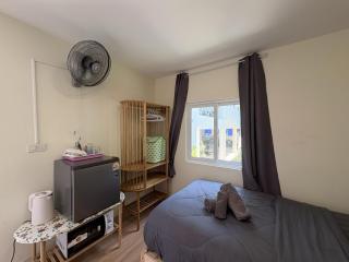 Cozy 1BR Tiny Home with workspace in a Quiet & Central Location - 2