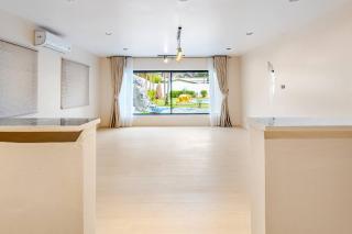 Splash Pool Villa-Pattaya 5 BR Luxury Private Party Villa - 2