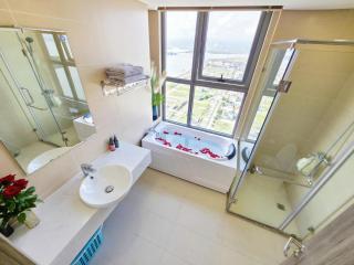 Halong home away - 1
