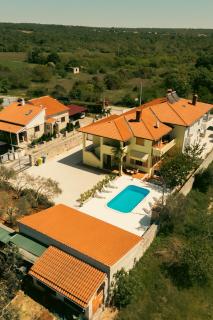 Sunflower Istria - Tuscany Apartment with Private Pool - 0