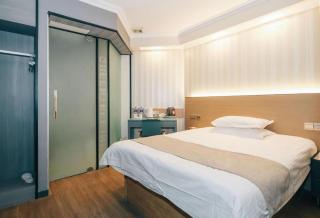 GreenTree Inn Zhenjiang Center Street No.1 Peoples Hospital Express Hotel - 3