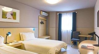 Jinjiang Inn Central Changshu Yushan - 9