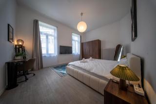 115 m2 Design-Loft mit 3 SZ, Beamer & Balkon - 6