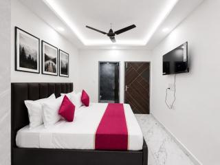 Mauryan Signature Hotel NHPC Metro - 6