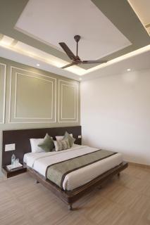 Gharonda Manor-A Home Beyond Home Best Luxury Budget Stay Near ISBT - 0
