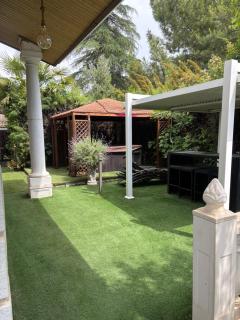Espaciosa villa con piscina, ideal para relajarse en familia - 4