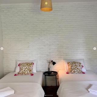 Nokhook House - 2