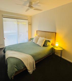 Sea Breeze with City Ease - 9