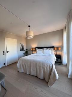 Exclusive apartment with private 82 sqm roof terrace and parking space - 2