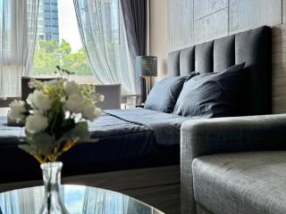 Thonglor Modern Suite Next to BTS - 1