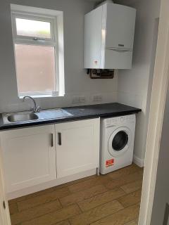 Modern spacious private detached house - 4