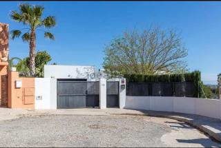 Modern Family Villa with Private Pool and Valley Views - 4