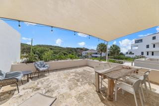 Luxury Apartment at Blue Bay Green View - 3