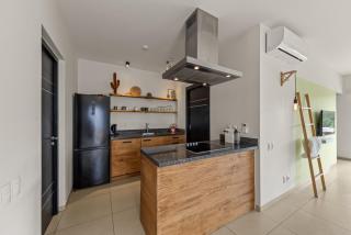 Luxury Apartment at Blue Bay Green View - 2