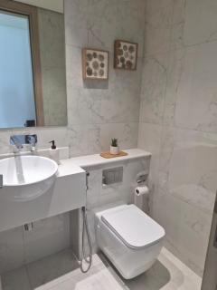 Luxury Sea Front Apartment - 5