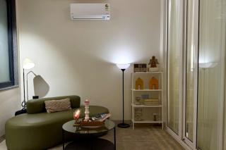luxury 1BHK near Golf Course Rd & Medanta medicity l Gurugram - 5