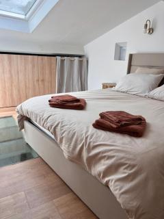 Loft Cocooning au Cœur du Village Historique de Laurac - 3