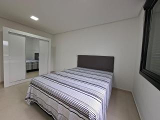 Apto no Centro com vaga máximo 3 pessoas de perfil tranquilo e reservado, anfitrião recebe - 4