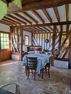 Charming Normandy House - Perfect for a Family Weekend Getaway - 4