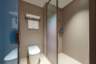 Hanting Hotel MixC Qingdao Central Business District - 3