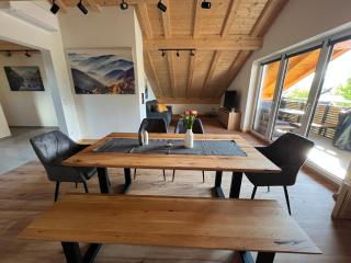 Ferienwohnung GernBlick - Neue Dachwohnung mit Bergblick und kostenlosem Privatparkplatz - 8