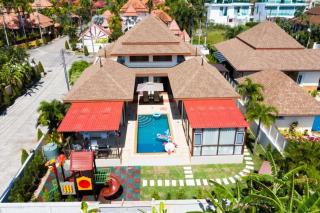 Phuket Family Villa 5 Bedrooms with Private Pool - 0