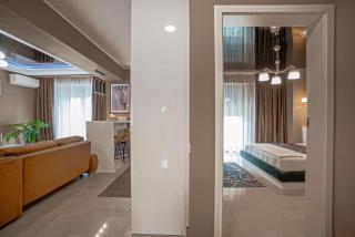Sas 1 Luxury Apartments - 2