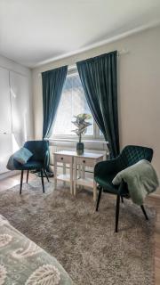 SEA - 3 Bedrooms - 3