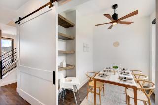 Downtown WP Venue Loft 92 I Rooftop Hot Tub I Great Views I Activity Program - 3