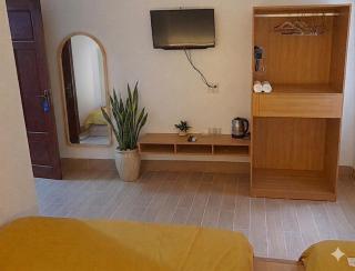 Mùi Oanh Homestay sát biển - 5