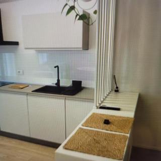 Bright Studio Apartment - 4