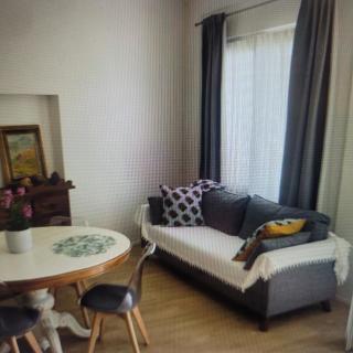 Bright Studio Apartment - 3