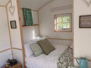 The Follies Glamping - 3