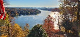 Lakefront on the Cliff Guest House - Amazing View - 2
