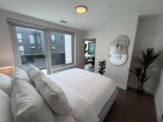 Downtown HFX 1 BR with AC and private patio - 2