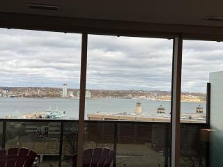 Halifax waterfront 2 BR and 2 Bath with 6 appliances - 7