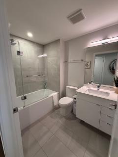 Halifax waterfront 2 BR and 2 Bath with 6 appliances - 4